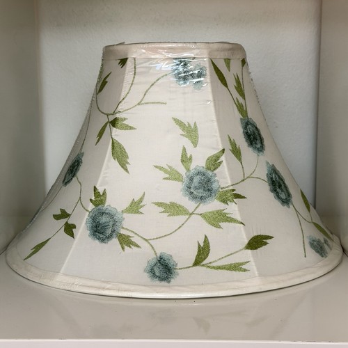 Laura ashley floral - laura,