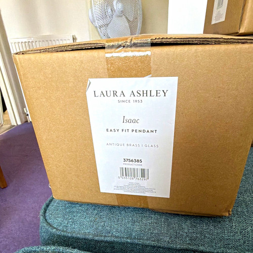 Laura ashley isaac easy fit - laura,